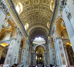 Interior de la Basílica de San Pedro