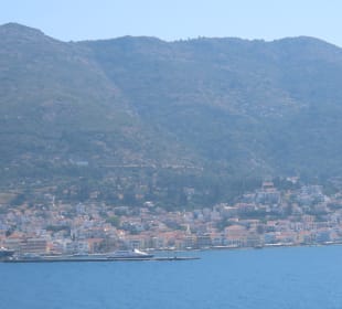 Blick nach Samos Stadt und Vathy