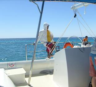 Auf dem Katamaran