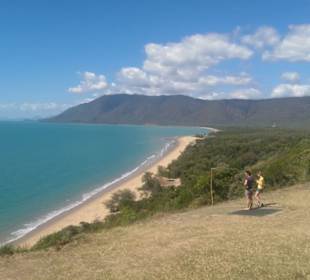 Hoch über dem Strand von Cairns