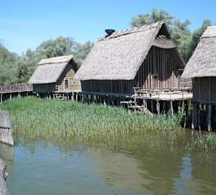 Pfahlbauten