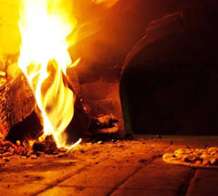 Holzofenpizza
