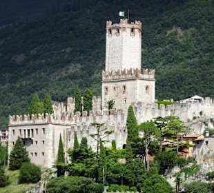 Das Castello di Malcesine von der Wasserseite