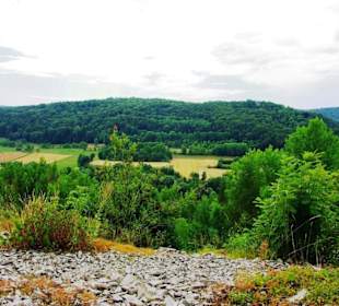 Erste Ebene mit Sitzmöglichkeit