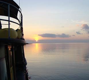 Sonnenaufgang auf den Surin-Inseln