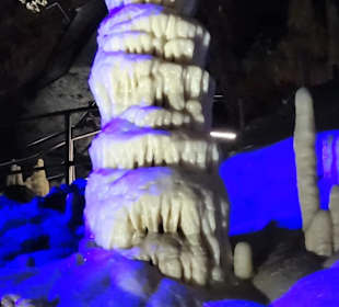 Rundgang durch die Teufelshöhle