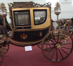 Fürstlicher Marstall