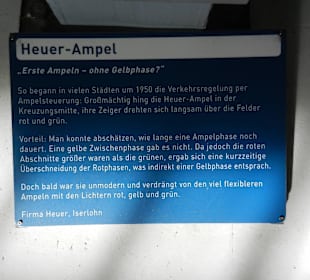 Auto- und Uhrenmuseum - Erklärung zur Ampel
