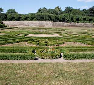 Barockgarten vom Schloss Hundisburg