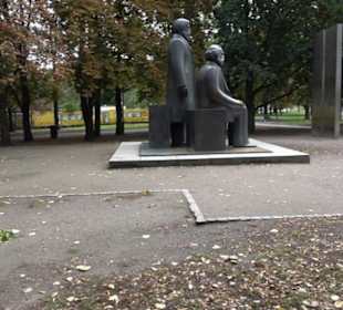 Marx Engels Forum