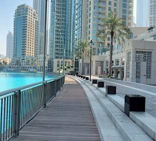 Dubai Fountain Boardwalk