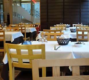 Blick in den Gastraum der Marisqueira Madureira