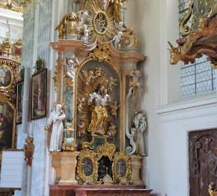 Rundgang durch die Klosterkirche Raitenhaslach