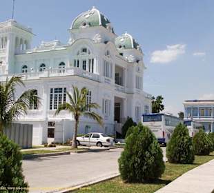 Cienfuegos Yacht Club (Club Cienfuegos)