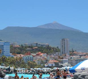 Blick vom Lago Martianez zum Teide