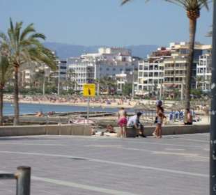 Promenade mit Blick Richtung Ballermann 1 - Hotel Torre Aren