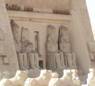 Abu-Simbel in "klein"