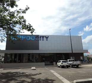 Vorderfront des Einkaufscenter