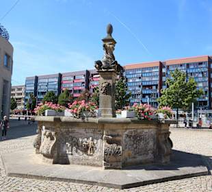 Brunnen am Rathaus