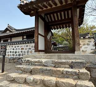 Namsangol Hanok Village