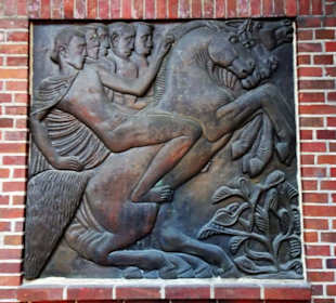 Hoetger-Skulpturen in der Böttcherstraße