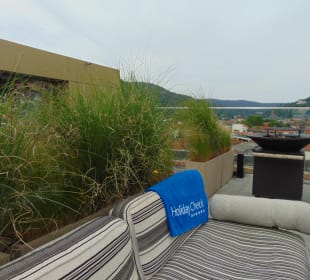 Jil Rooftop Drink&Dine