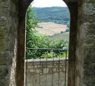 Unterwegs in der Ruine von Burg Neuhaus