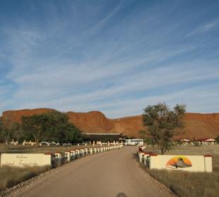 Nmib Desert Lodge Einfahrt
