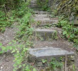 Dann mal los zu Fuß hoch