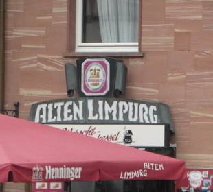 Mittagspause bei der Gaststätte Alten Limpurg