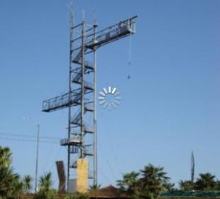 Bungee jumping, Aqualandia