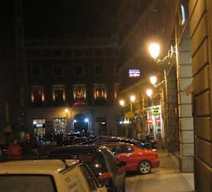 Madrid - vor der Disco Palacio de Gaviria