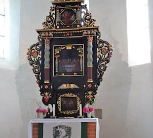 Altar der Kirche St. Severinus und Jacobus