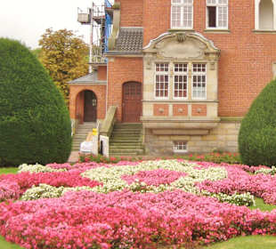 Der sehr schöne Vorgarten