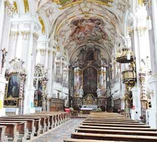 Impressionen aus der Stiftskirche Baumburg