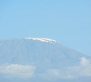 Über allem thront der Kili