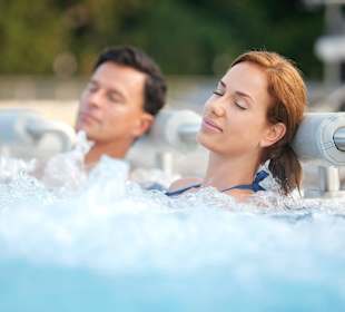 Massagebecken in der Heiltherme