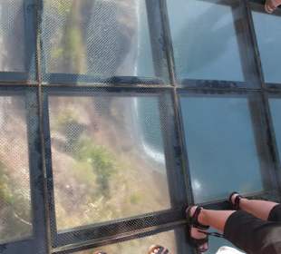 Blick durch denGlasboden.