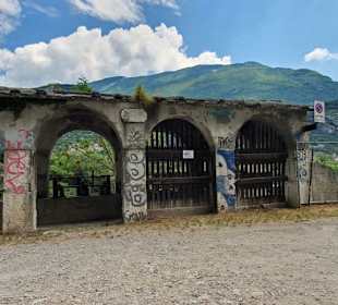 Das alte Gebäude der Schleußen