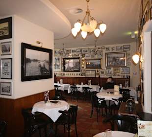 Gastronomiebereich innen