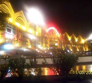 Clarke Quay bei Nacht