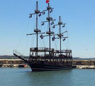 Piraten-Ausflugsschiff
