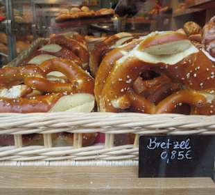 Nicht schlecht - die Elsässer Brezel für € -,85