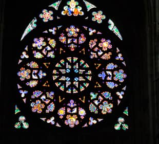 WNETRZE KATEDRY NA HRADCZANACH