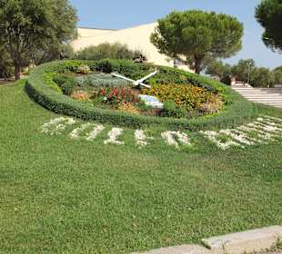 Gartenuhr