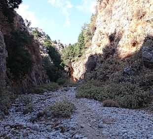 Wanderung durch die Imbros Schlucht
