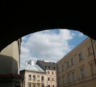 Widok z bramy kamienicy