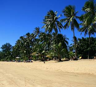 Strand Maenam beim Hotel Pinnacle Samui