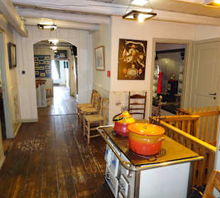 Rundgang durch die Ausstellung des Museums