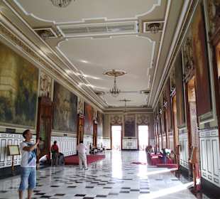 Großer Saal im Gouverneurspalast